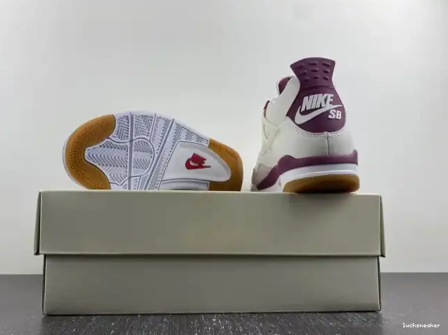 Reps LUCY DR5415-102 x 4 Red SB Sapphire Jordan 0612